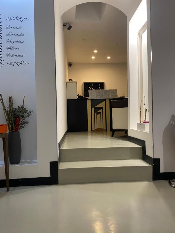 Hotel Plebiscito Aparthotel Napoli Eksteriør billede