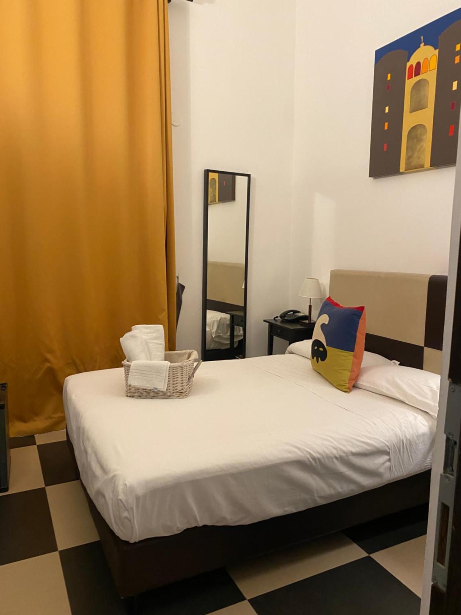 Hotel Plebiscito Aparthotel Napoli Eksteriør billede