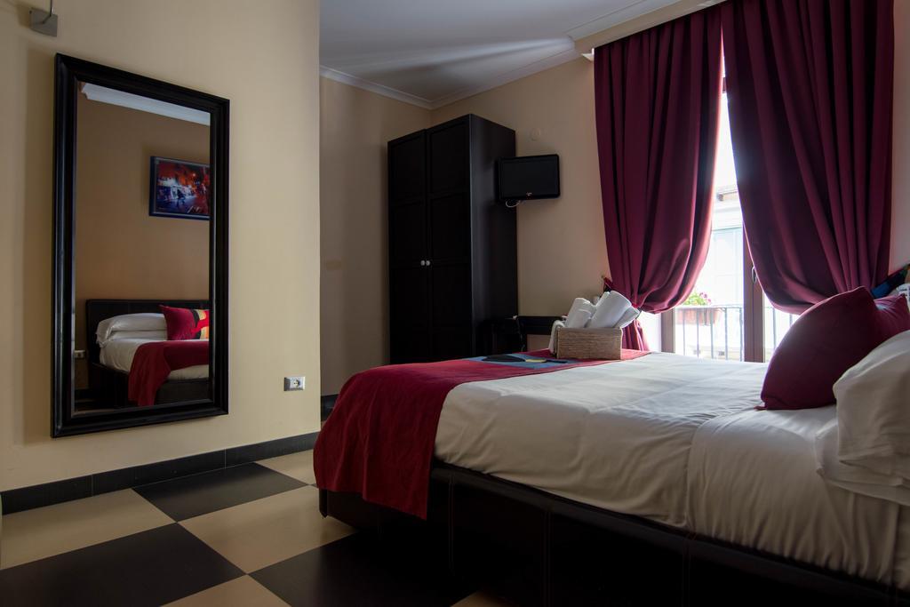 Hotel Plebiscito Aparthotel Napoli Eksteriør billede